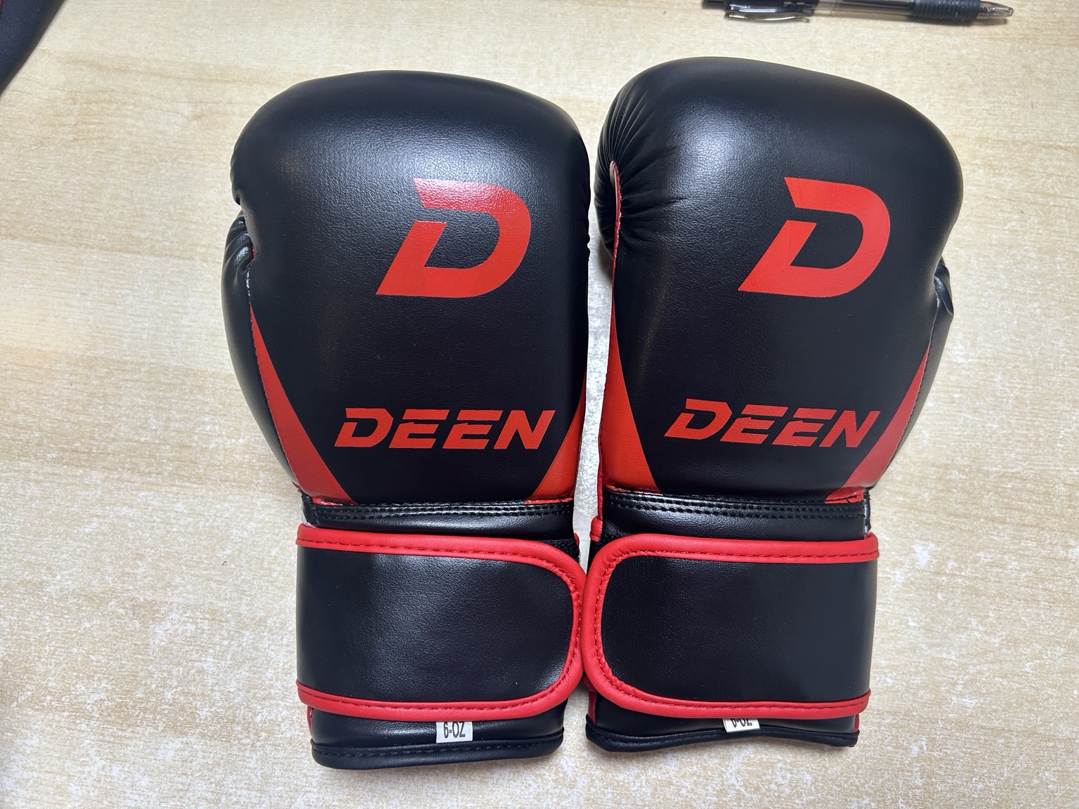 DEEN Boxing Gloves