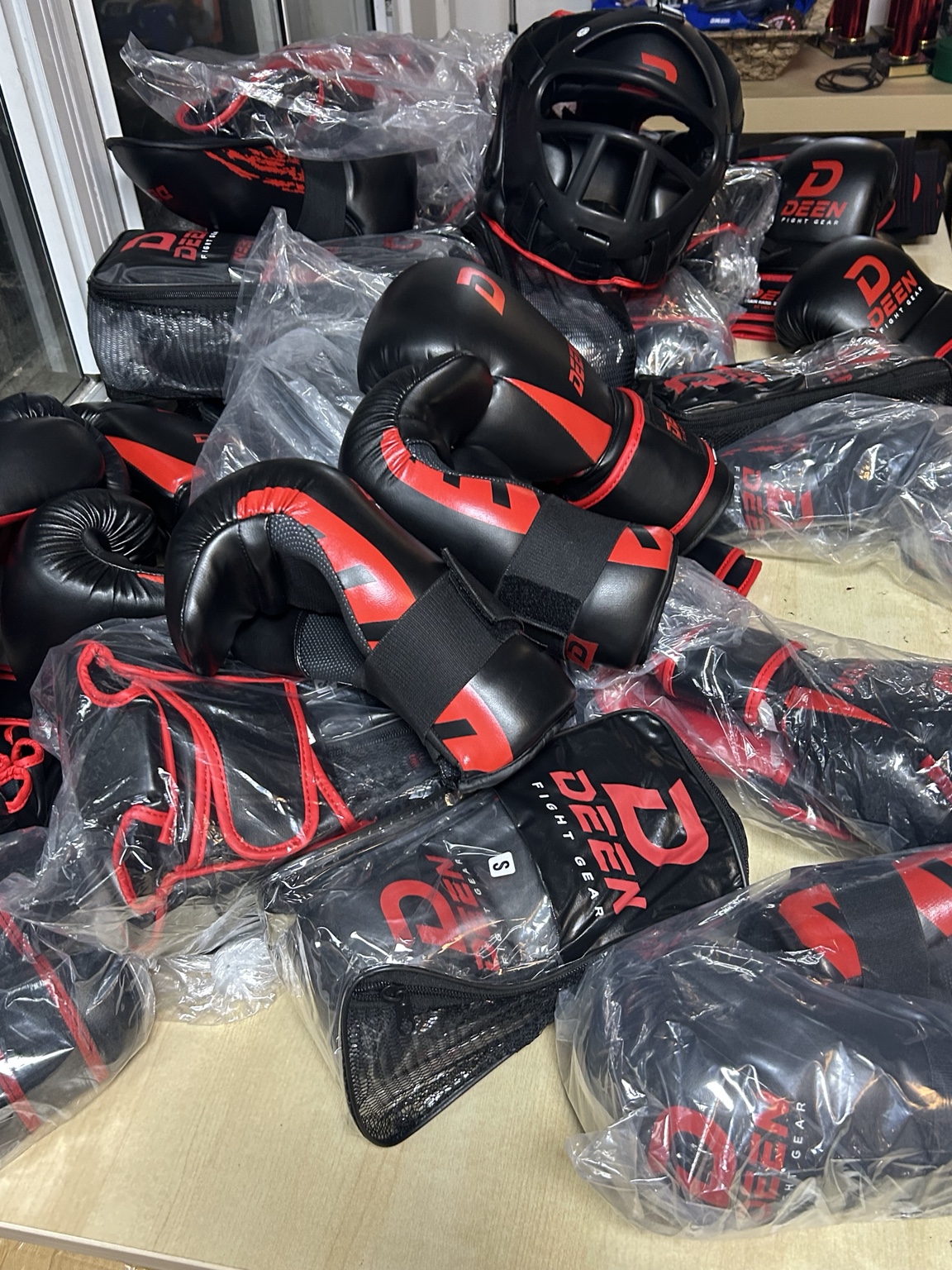DEEN Fight Gear equipment